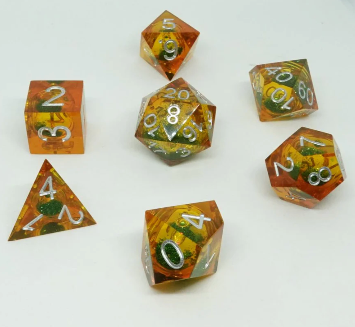 7-Set Cube Liquid Core Dice