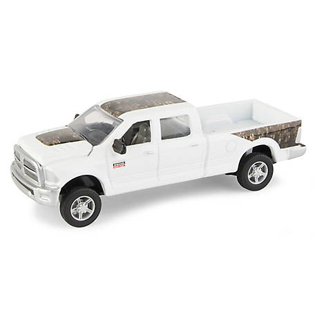 ERTL 1:64 RAM Realtree Pickup Truck