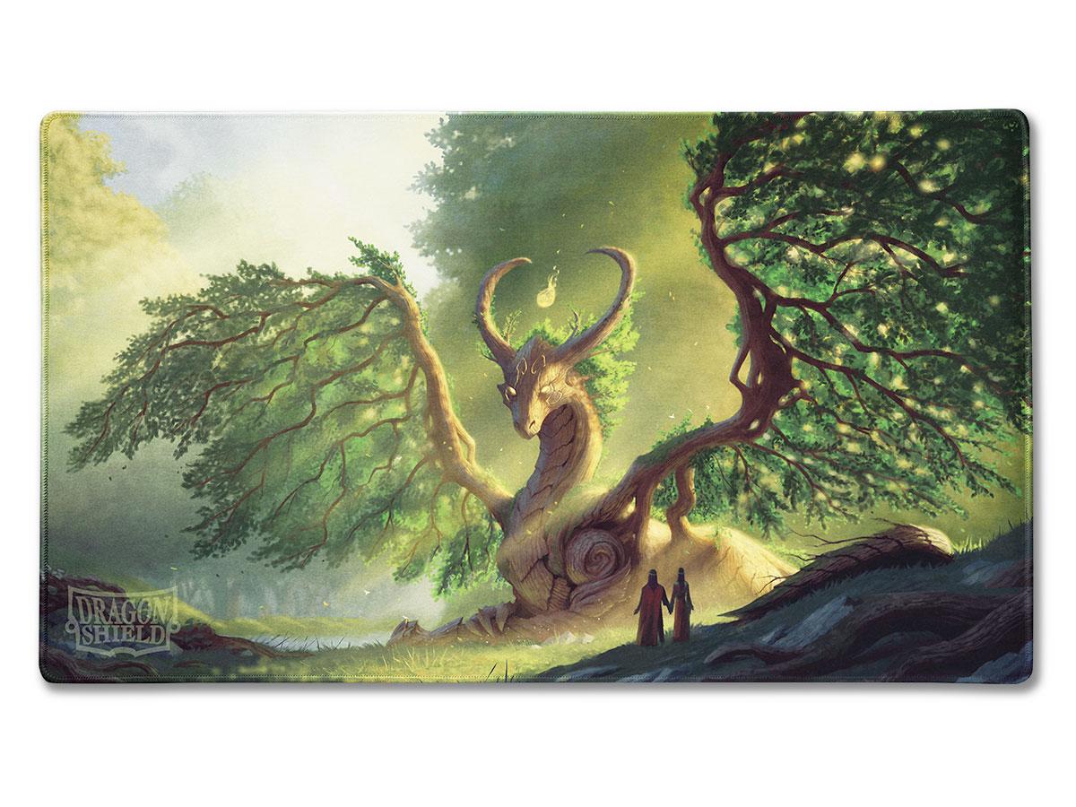 Dragon Shield Art Playmat: Laima Knight Disarmer