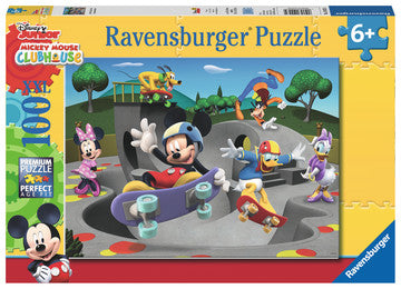 At the Skate Park (100 pc XXL puzzle)