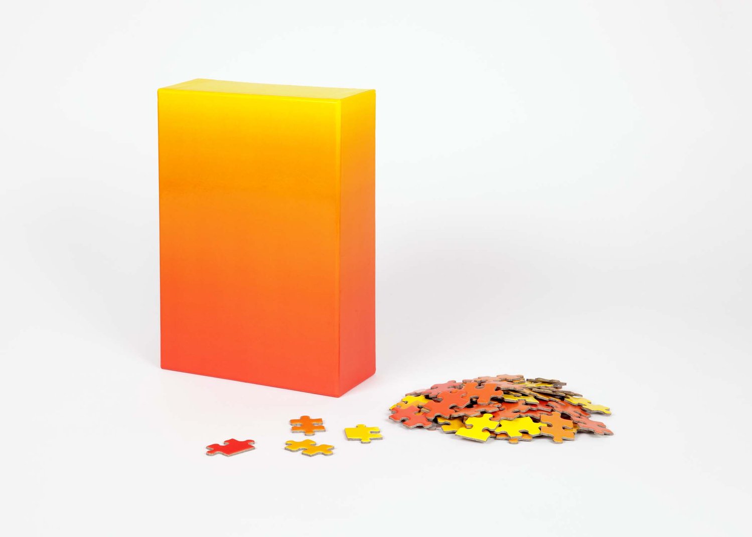 Gradient Puzzle - Red/Yellow (500 pc puzzle)