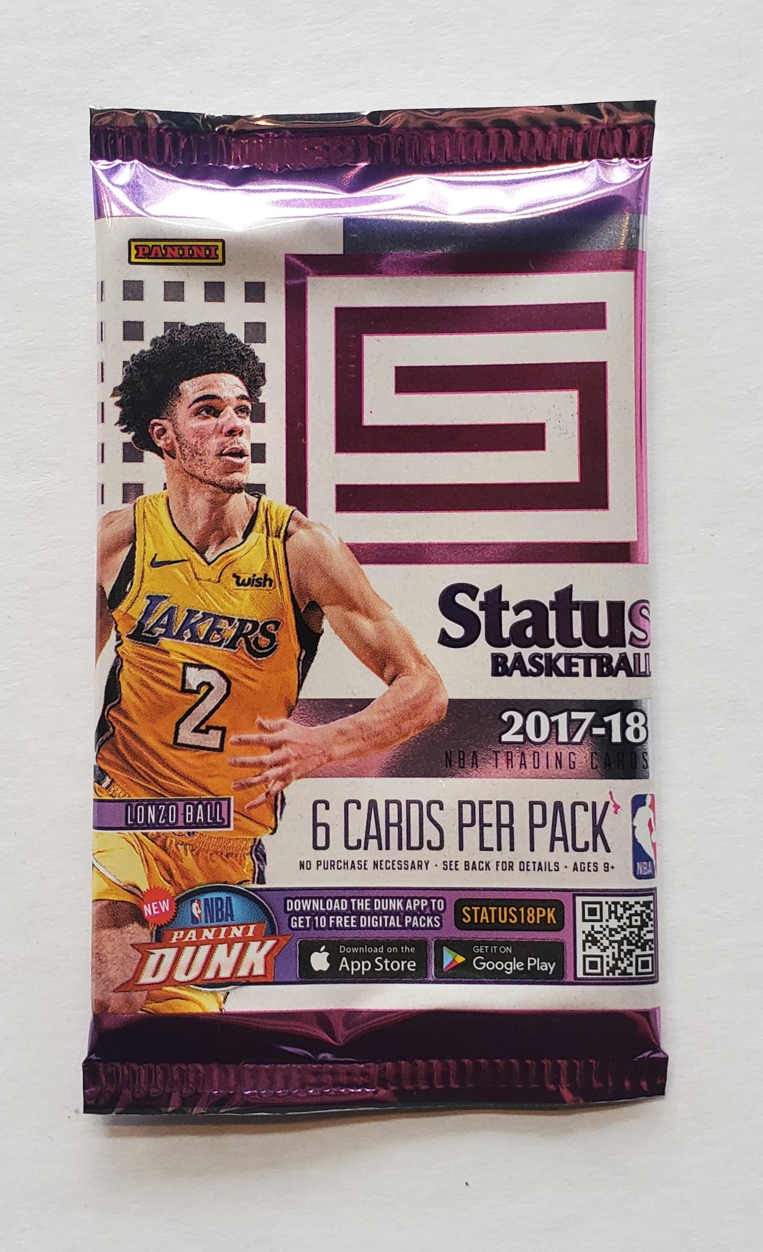 2017-18 Panini Status Basketball Pack