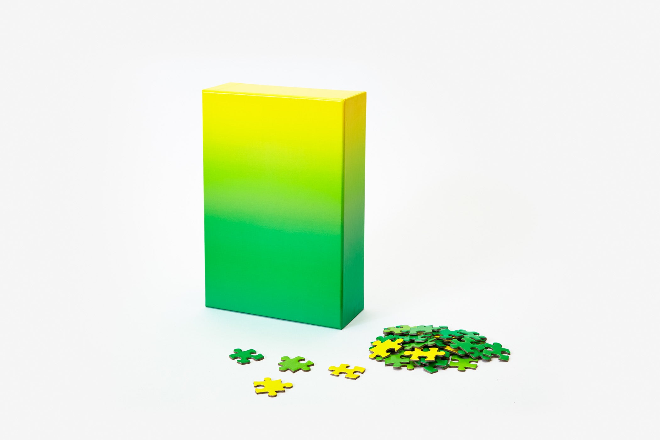 Gradient Puzzle - Green/Yellow (500 pc puzzle)