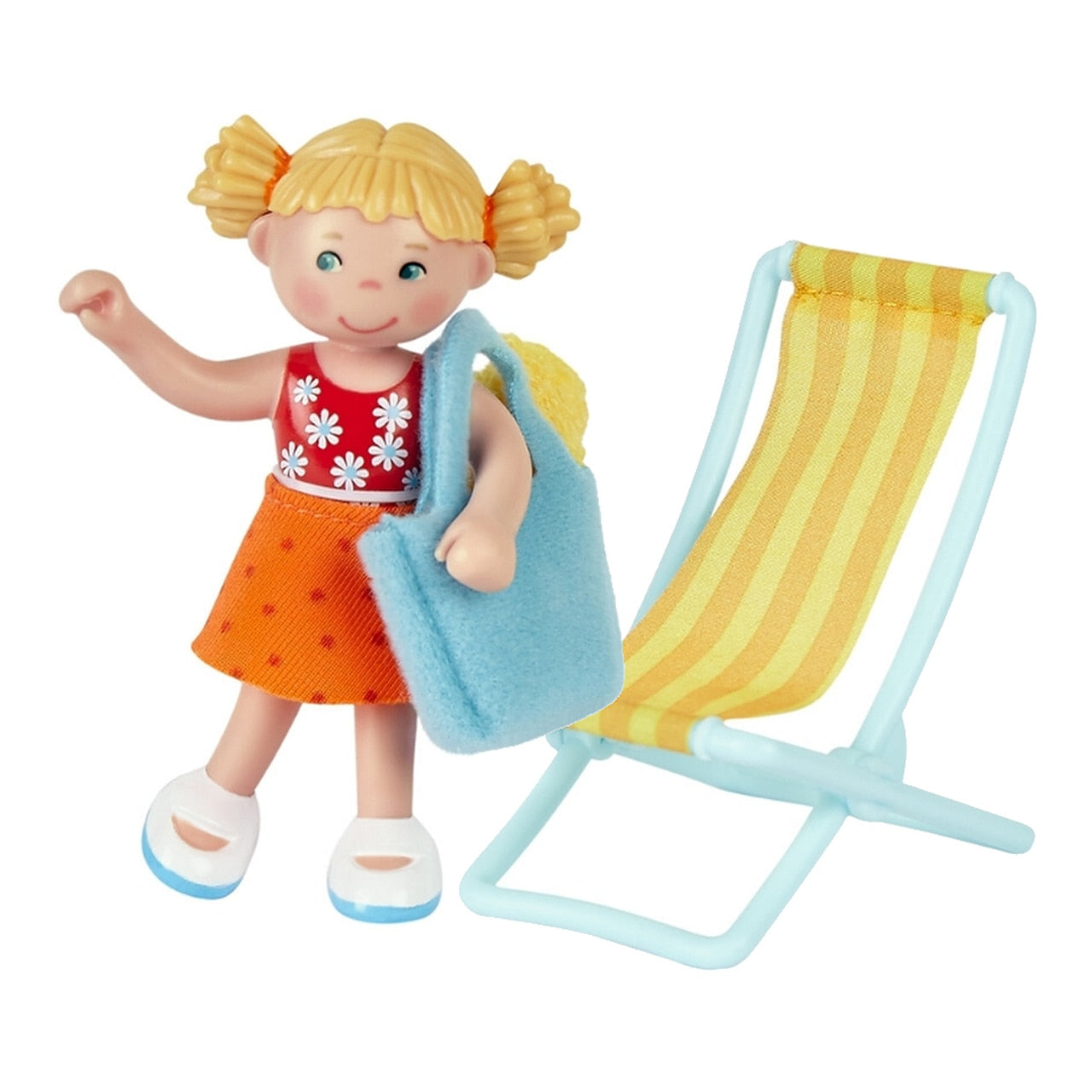 Little Friends: Tina the Beachgoer